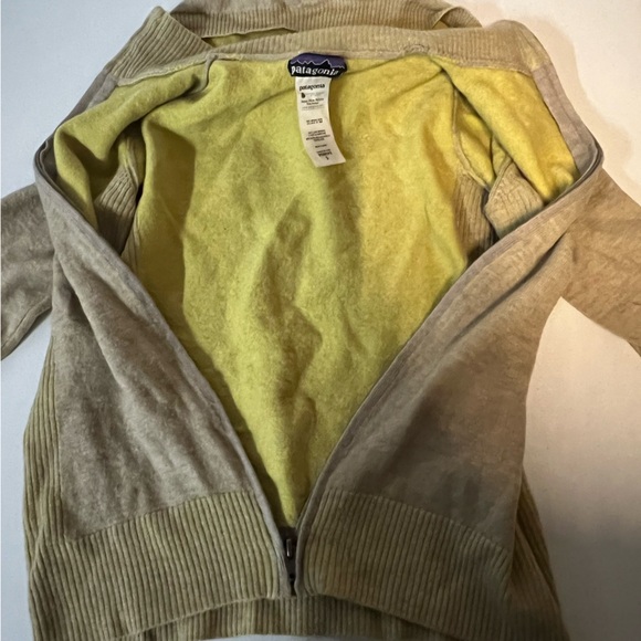 PATAGONIA Full Zip Jacket Cardigan Sweater with hood merino wool Size Small S - Picture 9 of 12